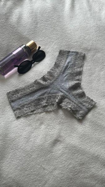 Трусики victoria&rsquo;s secret розмір м та л 125734412 фото